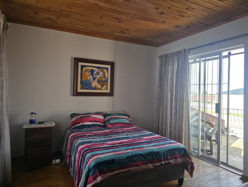 3 Bedroom Property for Sale in Wavecrest Eastern Cape